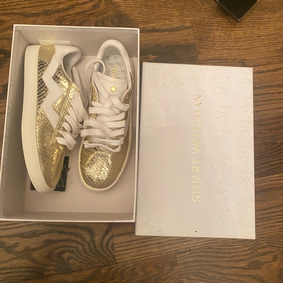 Stuart Weitzman fashion shoes - Picture 1 of 7